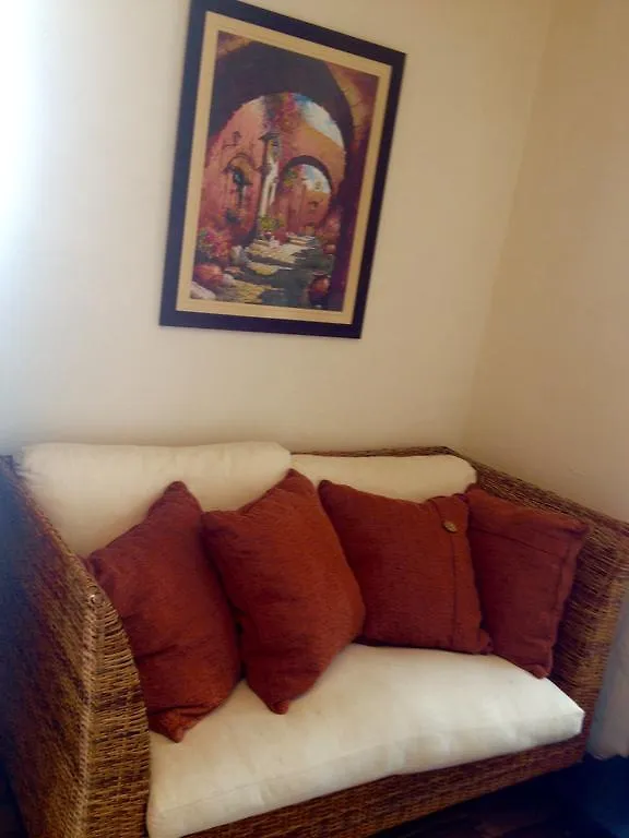 Casa Macondo Bed&Breakfast Cuenca 3*,