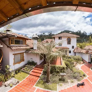  Pensión Caballo Campana