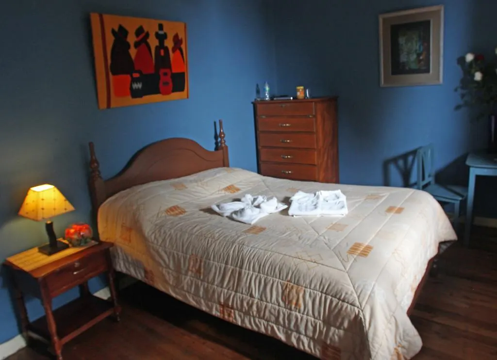 Casa Macondo Bed & Breakfast Cuenca 3*,  Ecuador