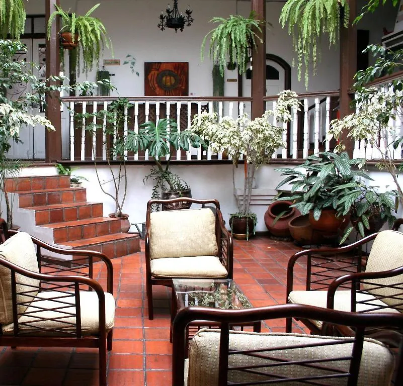 Casa Macondo Bed & Breakfast Cuenca 3*,